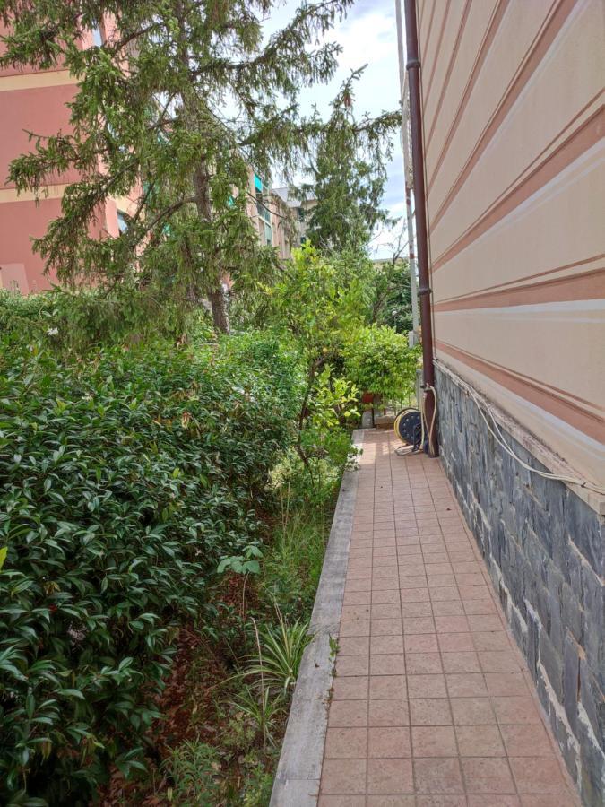 La Casa Di Yuri - Free Private Parking & Air Conditioning 렉코 외부 사진